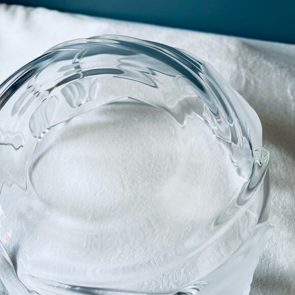 Vintage Mikasa Tivoli Frosted Tulip Serving Bowl Glass Flower Decorative - Picture 10 of 10